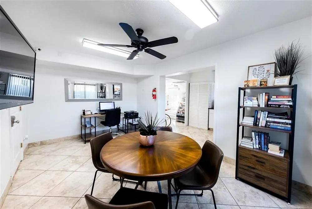דירות סקוטסדייל 237- Fully Furnished, Wifi Included 0*,  ארצות הברית